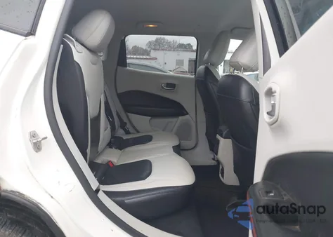 2018 Jeep Compass Limited Fwd z USA, uszkodzony, nr VIN 3C4NJCCB5JT155889